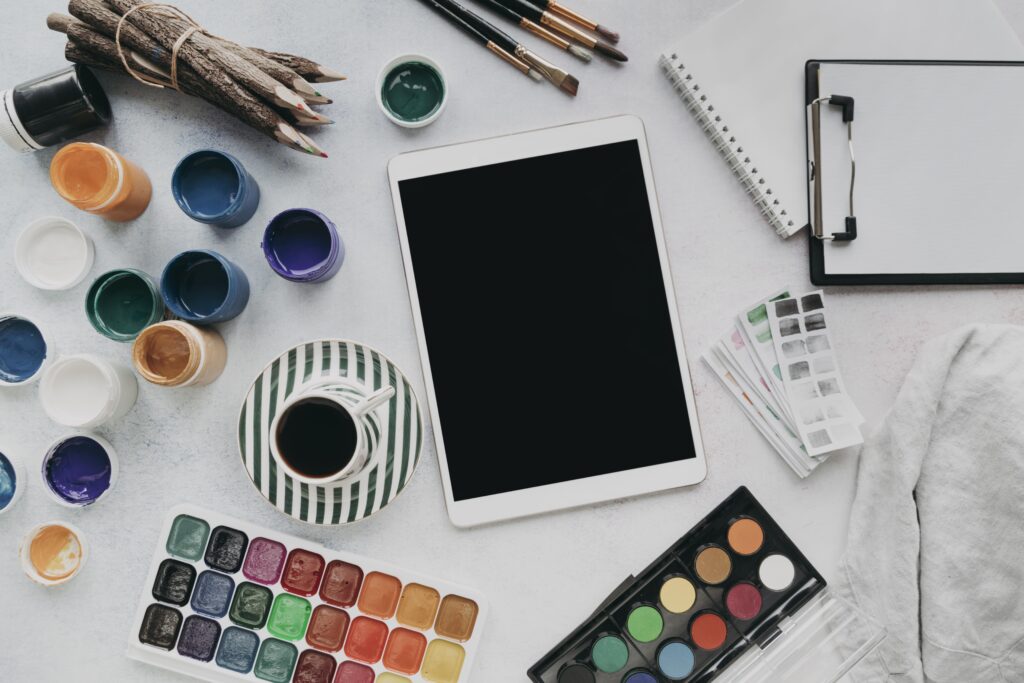 Caso 5 — Plataforma de arte digital